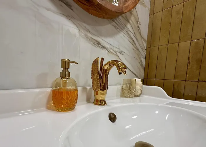 Avra Casa de hóspedes 4*